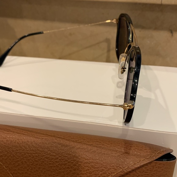 RAY BANS, shiny black frame - Picture 4 of 4